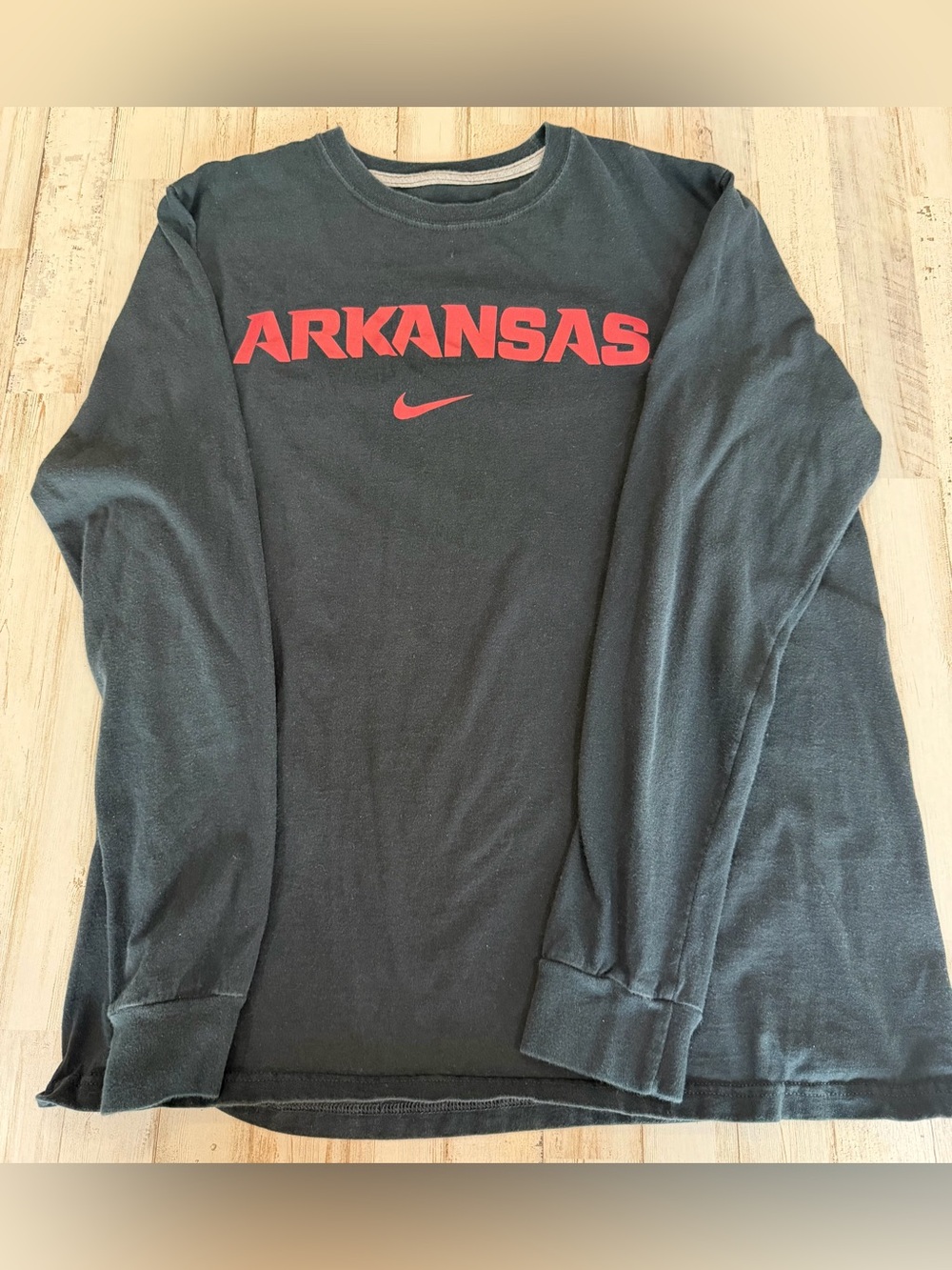 Nike Arkansas Razorbacks Long Sleeve Shirt Men’s Large Black Red Regular Fit